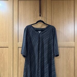 Striped Black & Gray No-Wrinkle Tunic